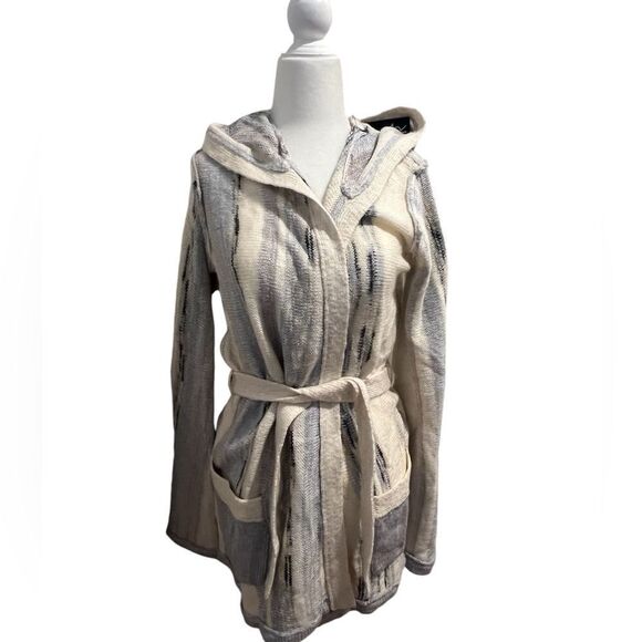 NWT chaser cardigan with hood and tie belt‎ womens size small - Picture 1 of 9